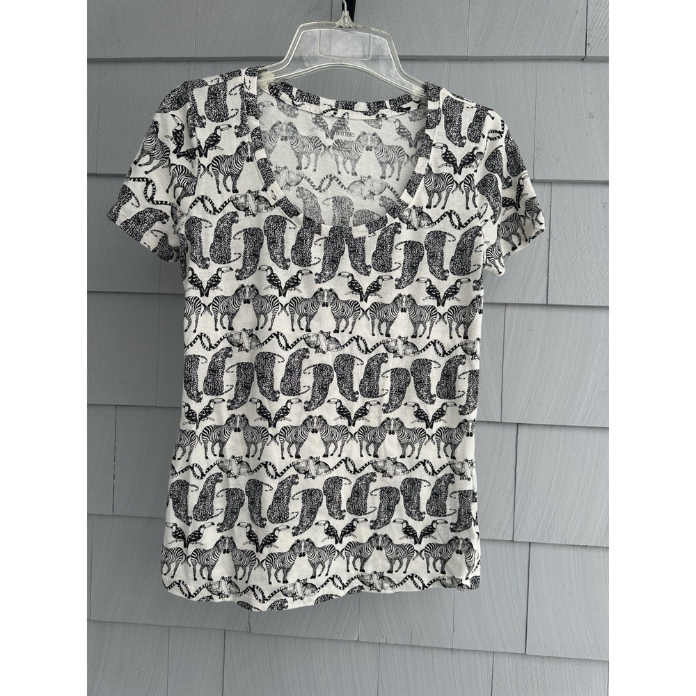 Urban Outfitters Animal Print‎ Baby Tee Womens Medium (S Fit) Graphic T-Shirt